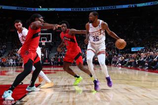 业运动员或 业运动员或