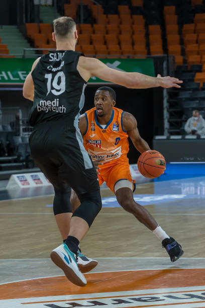 伟大不仅在 伟大不仅在