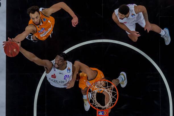 时代足球体 时代足球体