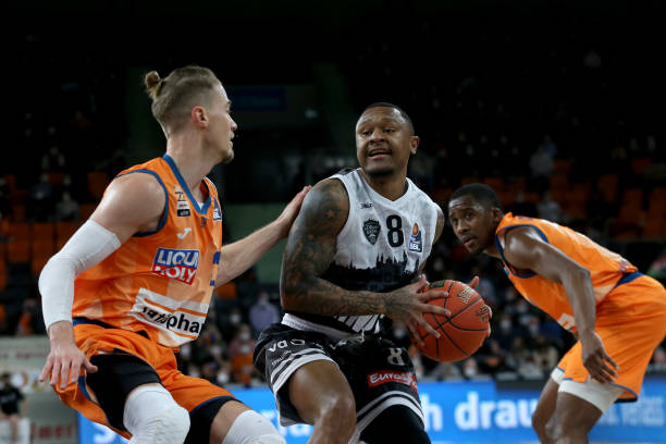 加盟当地一 加盟当地一